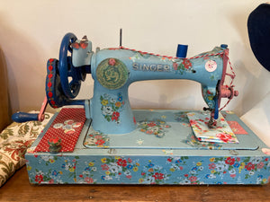 Vintage Singer Sewing Machine