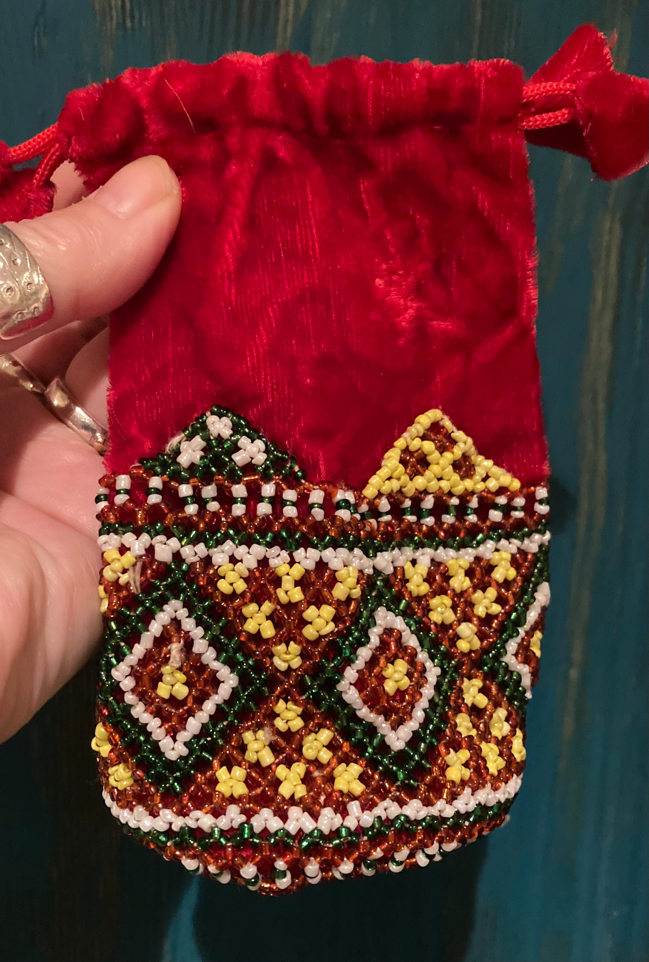 Decorative Small Boho Velvet Hand Beaded Vintage Drawstring Embroidered Seed Bead Coin Purse / Treasure Gift Bag