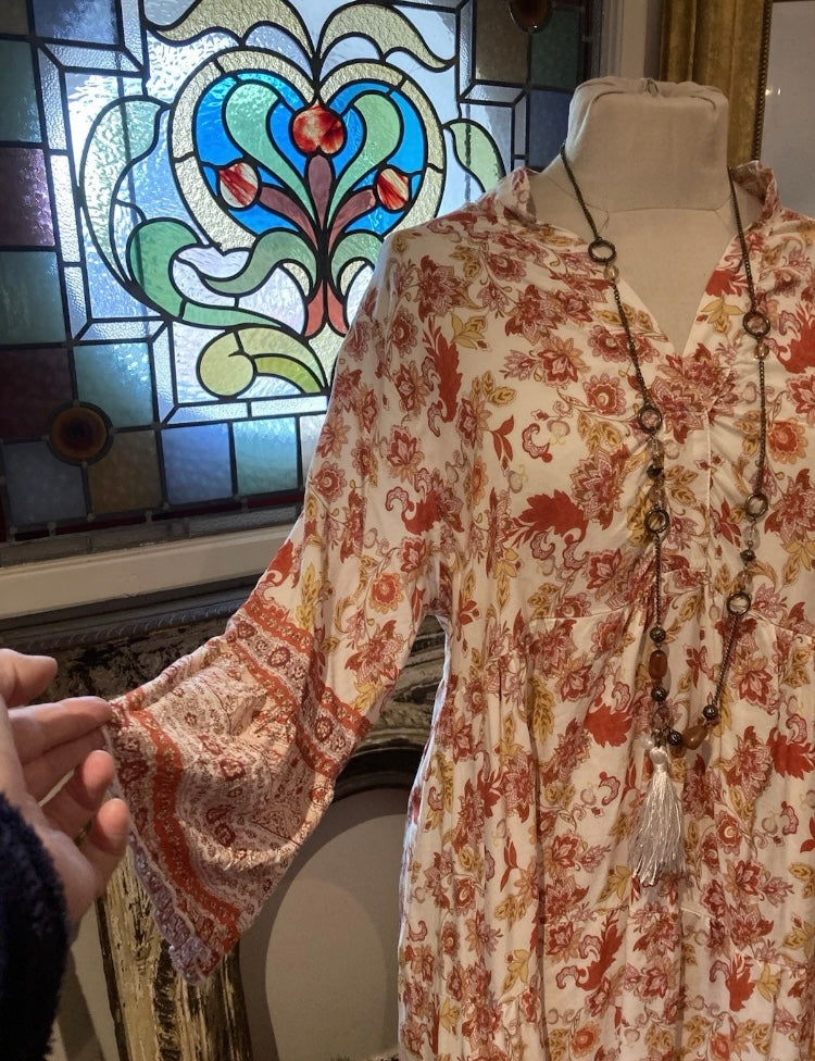 Boho Chic Flower Print 1970’s Bohemian Style Floaty Dress