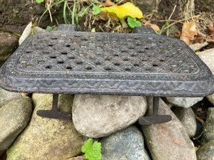 Antique Cast Iron Fireside Trivet Kettle Pot Warmer Stand For Open Fire