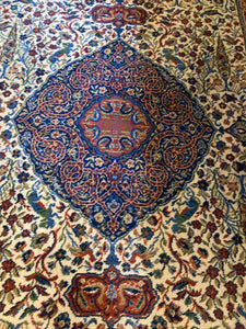 Beautiful Wool Rug Machine Made Quality Traditional Wilton Style Large 90.5 x 55.5 Inches